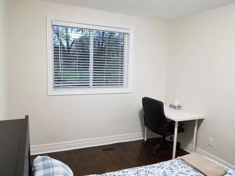 Private Rooms 5 Min Finch West Subway - York University 多伦多 招待所