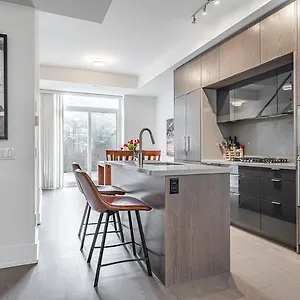 Luxury Close To Rogers Center In Downtown Core Toronto